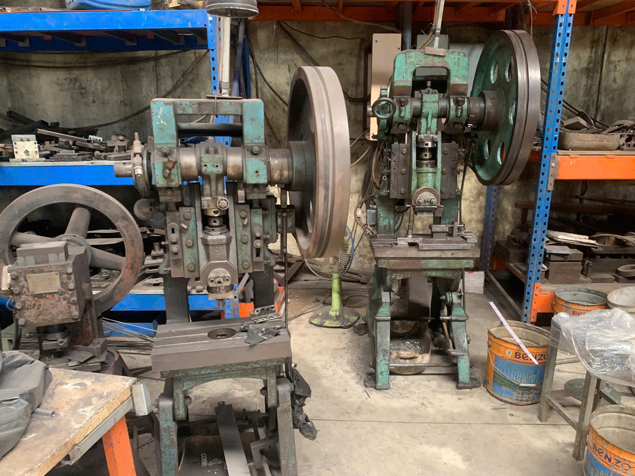 Stamping machine.jpg